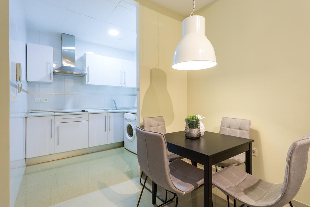 Apartamentos Diaber San Leandro Sevilla Eksteriør billede