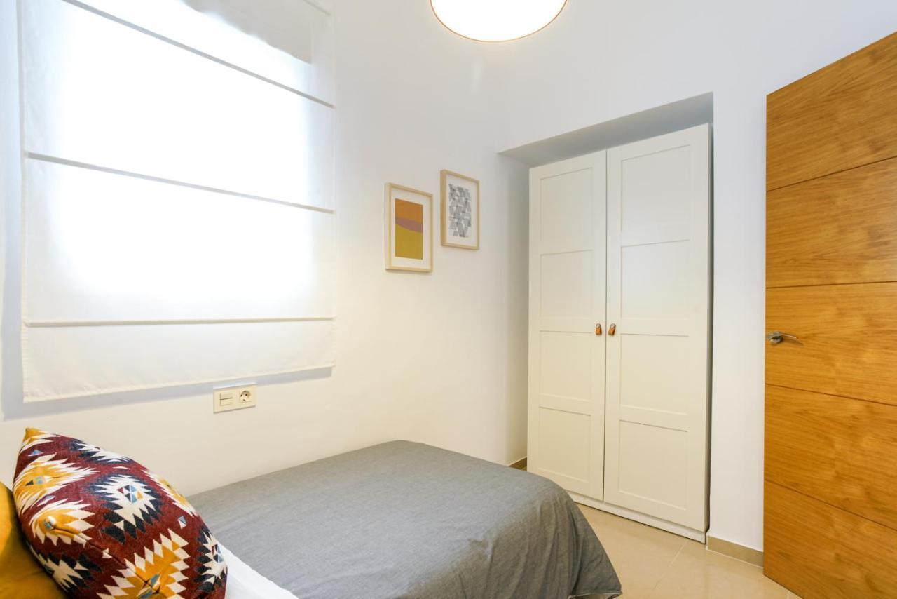 Apartamentos Diaber San Leandro Sevilla Eksteriør billede